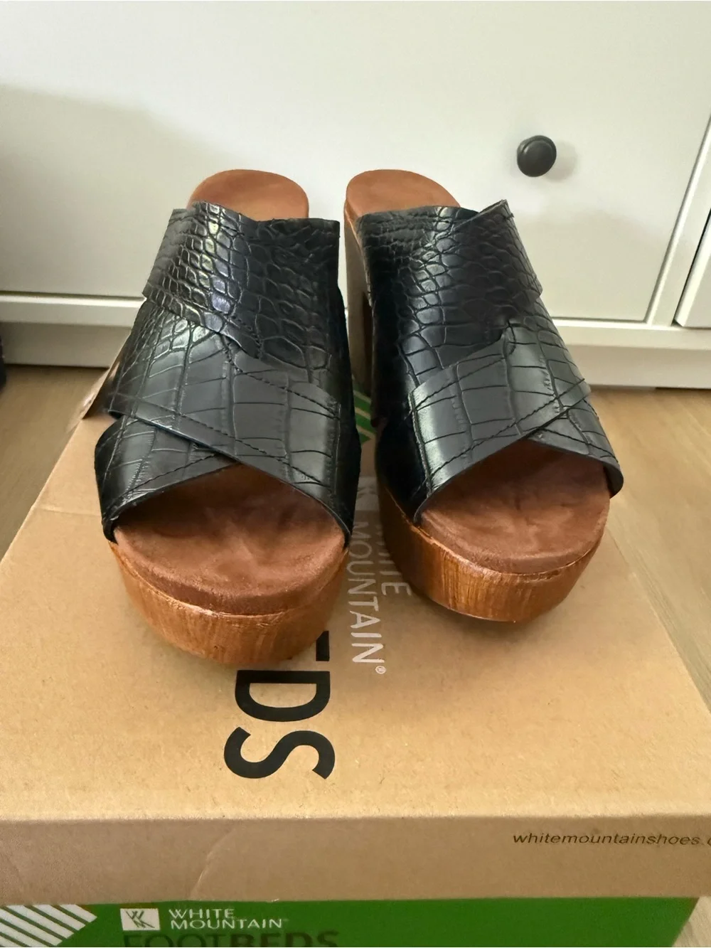 White Mountain Black Croc-Texture Platform Mules NWT
